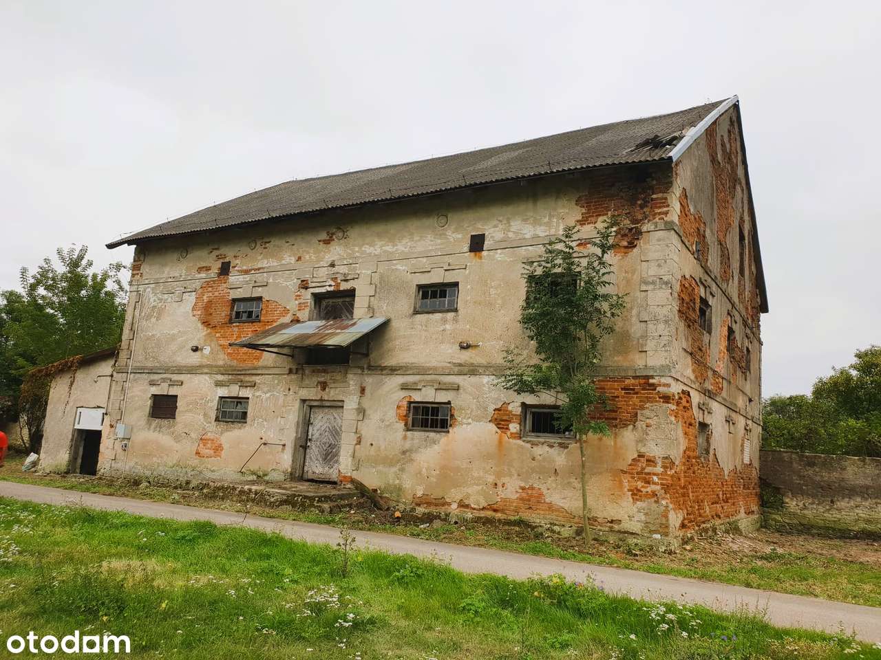 STARY MŁYN Z OGROMNYM POTENCJAŁEM-3