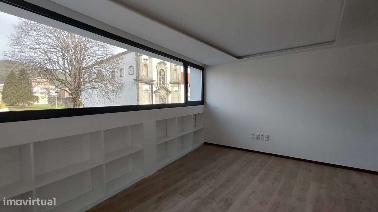 Apartamento T1 perto do Centro histórico de Viana do Castelo - Grande imagem: 2/13