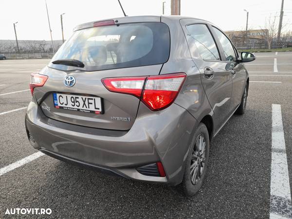 Toyota Yaris 1.5 VVT-i HSD Terra - 7