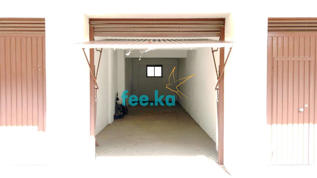 Apartamento T4 com Garagem-28