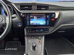 Toyota Auris - 14