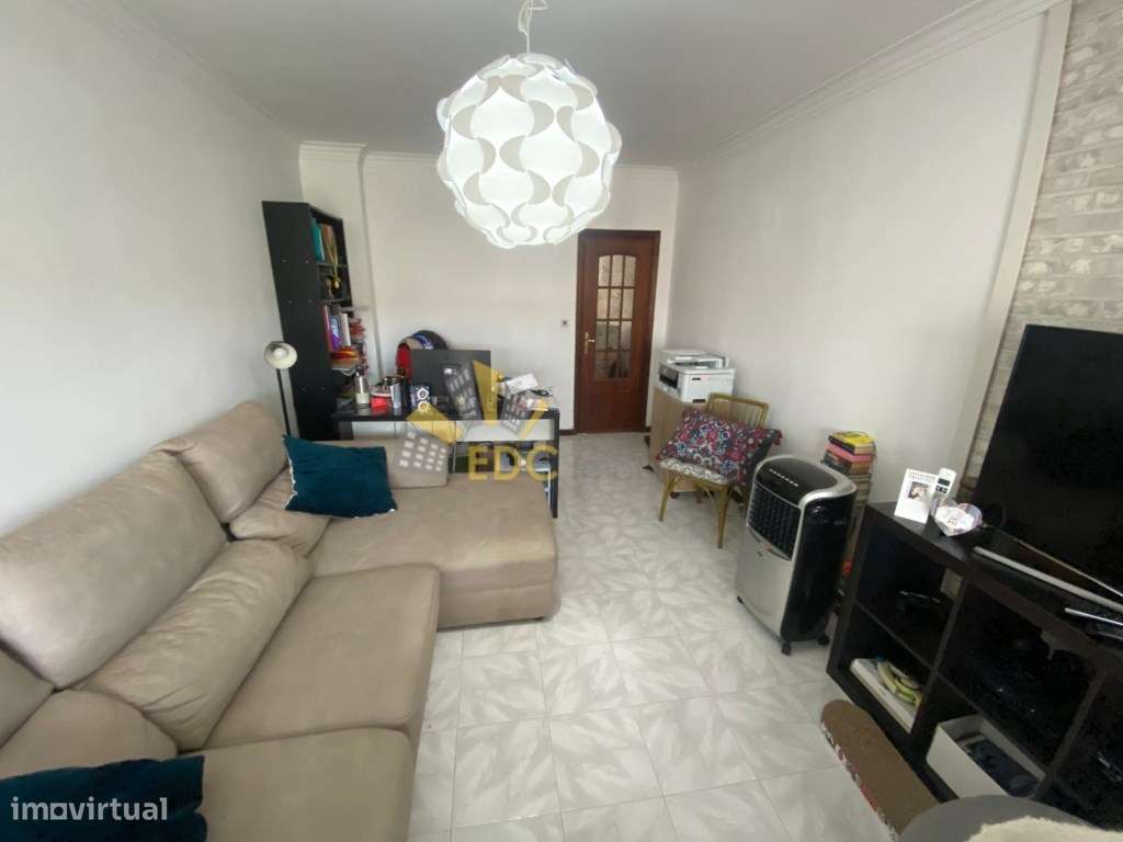 Apartamento T2 no Cacém, com possibilidade ser transformado em dúpl...-5