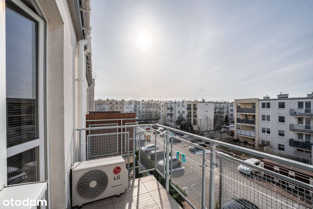 Mieszkanie z klimatyzacją - tylko 6 minut do Metra-3