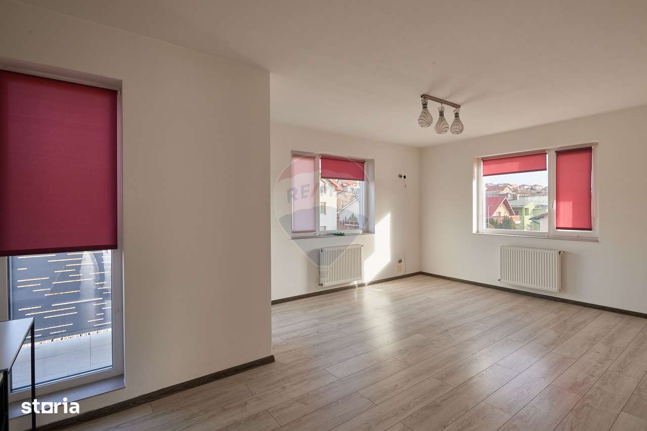 Casa / Vila cu 7 camere de vanzare in Chinteni-9