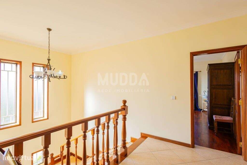 Moradia T4 à venda em Mataduços, Esgueira, Aveiro – Espaço, Conforto e-53