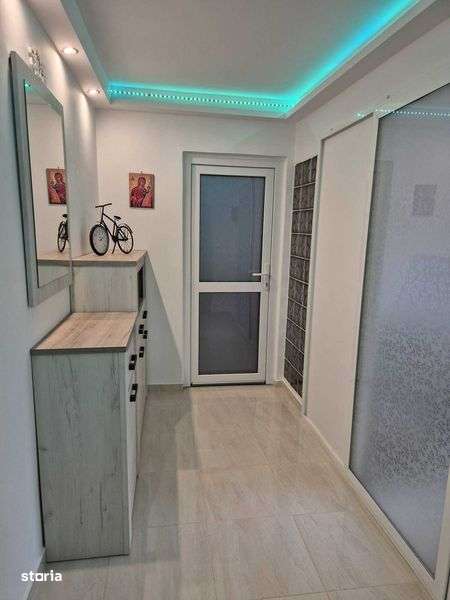 Vand apartament 3 camere str Covasna nr 6,sector 4