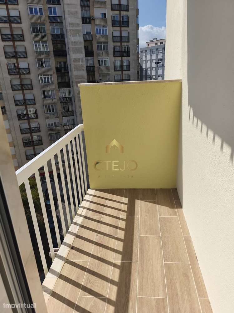 Apartamento T3 totalmente remodelado-31