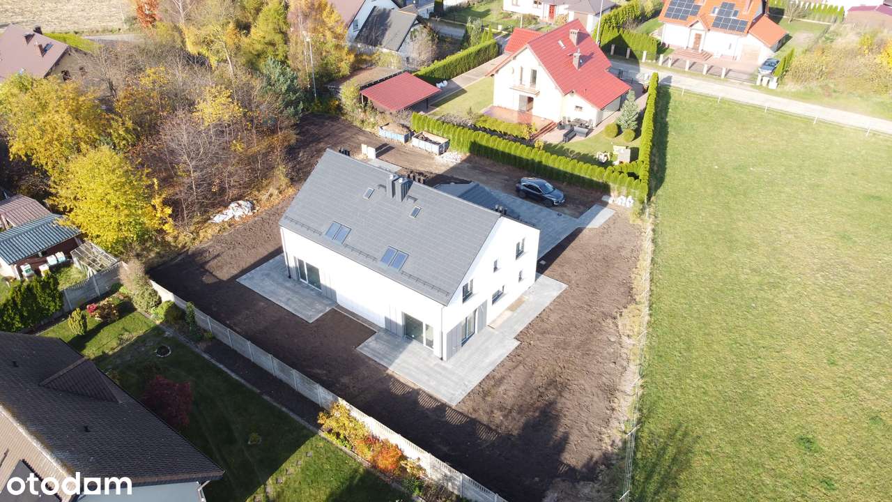 Dom z garażem, 4 sypialnie, pompa ciepła+kominek, strych-2