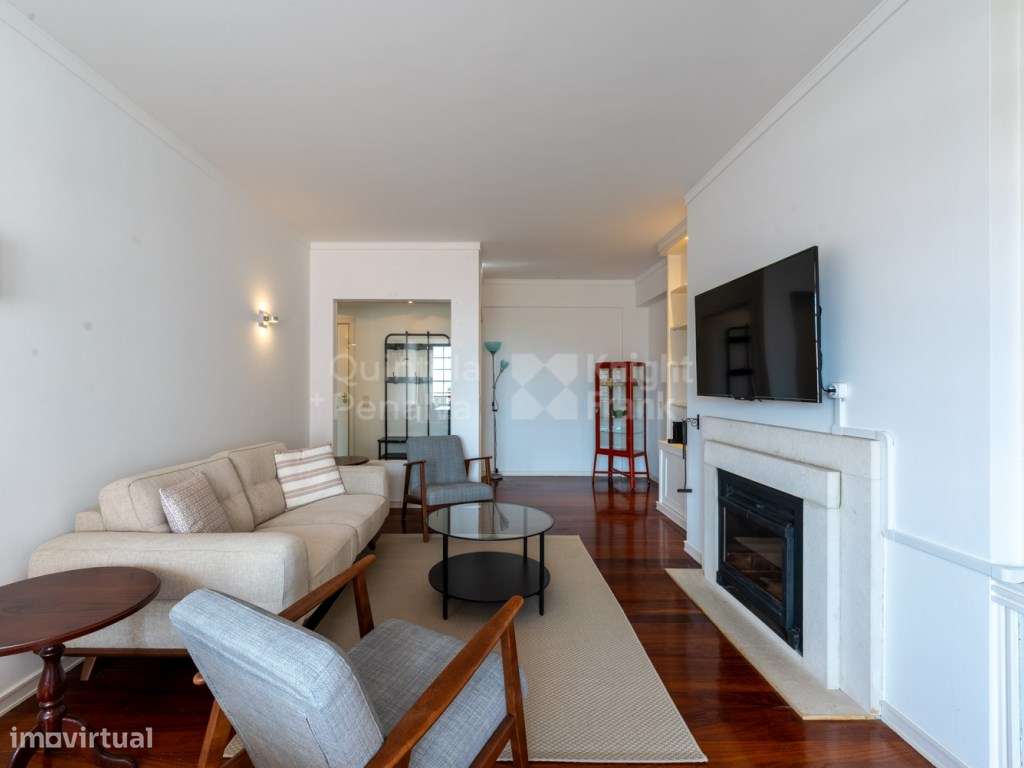 Apartamento T2 com garagem para arrendamento em Cascais - Grande imagem: 4/27