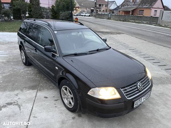 Volkswagen Passat Variant 1.9TDI Highline Aut - 14