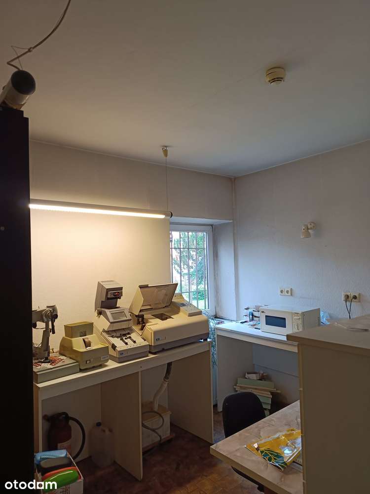 Dom - mieszkalno - handlowo - usługowy w centrum-17