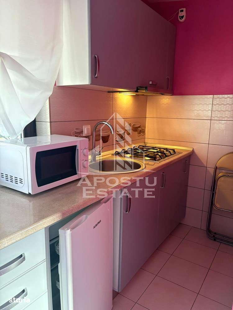 Garsoniera 1 camera,  semi-decomandat, Ghiroda - Imagine principală: 4/7