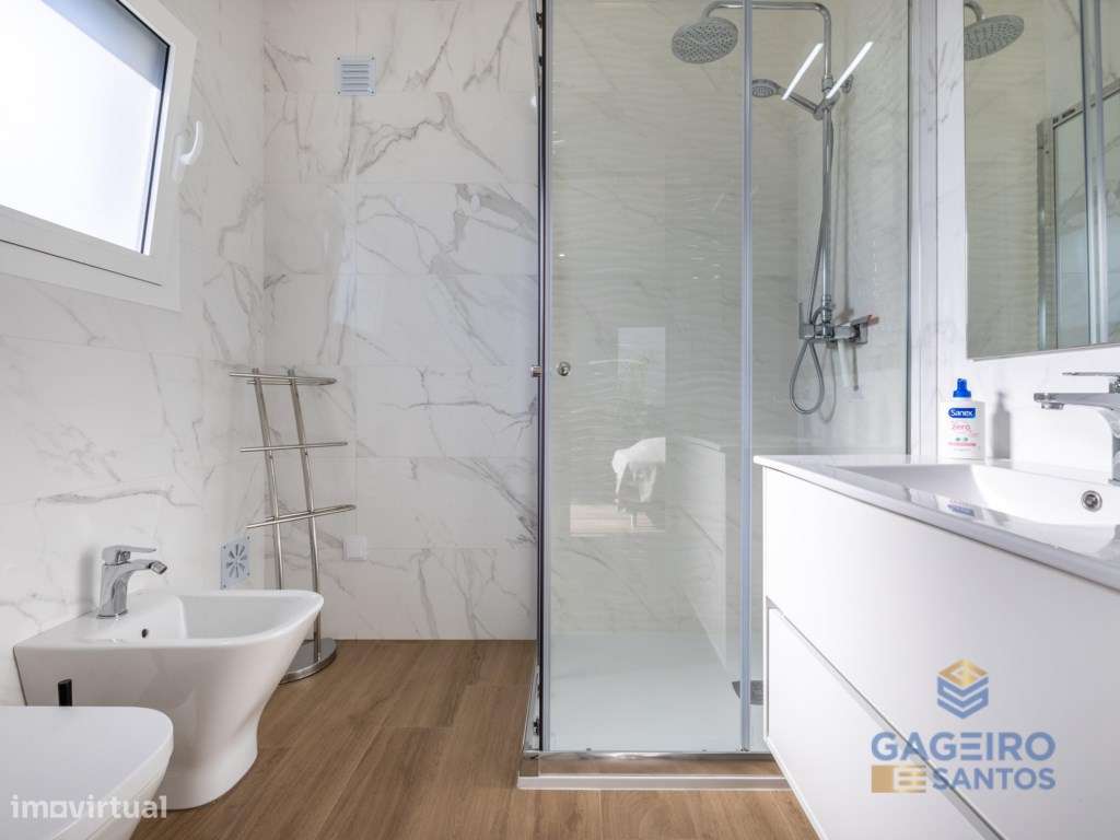 Moradia T4 - Moderna, Inteligente e Eficiente-44