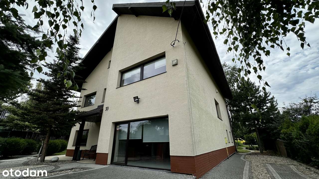 Przestronny dom z garażem i ogrodem blisko lasu-1