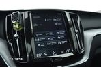 Volvo XC 60 D4 Geartronic Momentum Pro - 33