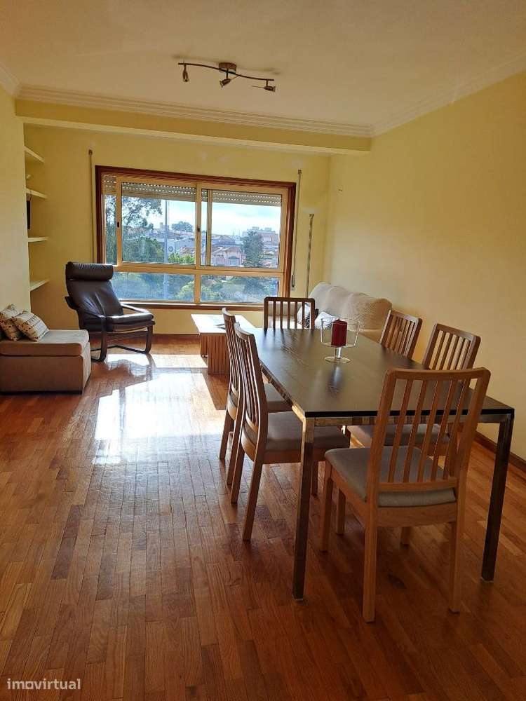 Apartamento T1+1 Faria Guimarães - Grande imagem: 2/26