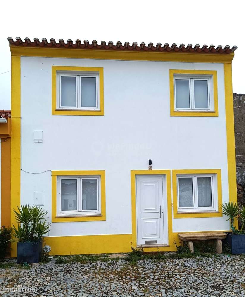 Moradia T3 totalmente renovada e equipada em Gáfete-30