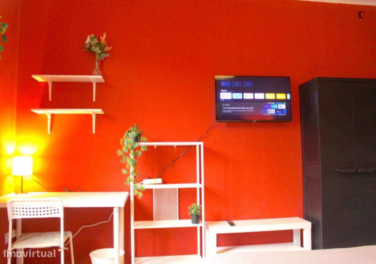 Quarto - localizado em Paranhos Porto - Grande imagem: 5/8