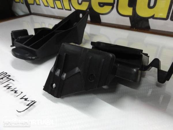 Suporte / apoio lateral traseiro para para-choques BMW E46 Pack M / M3 98-05 - 2