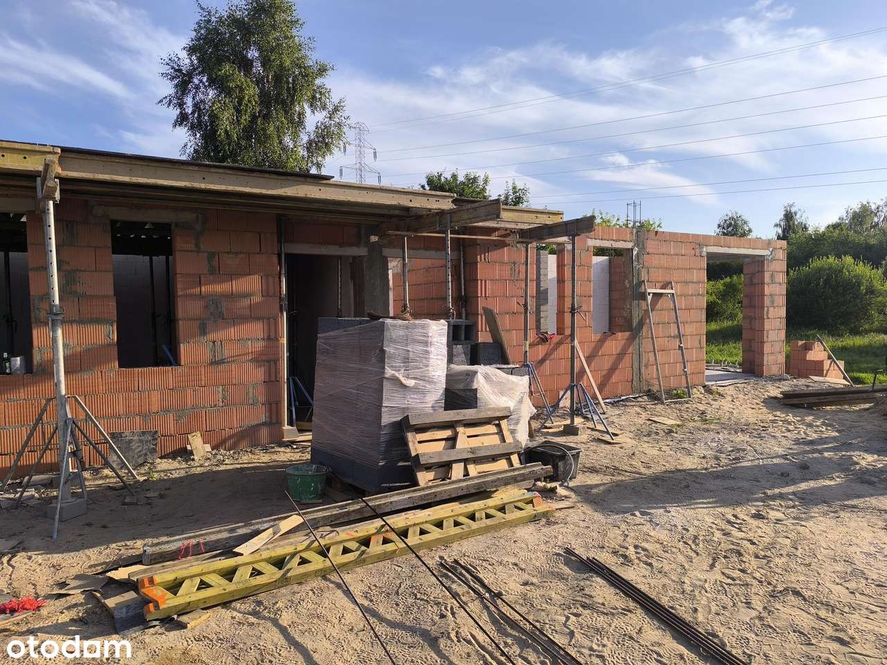 4 Pokoje + Poddasze 42m² | Ogród | Bez Czynszu | Klima | PV-10