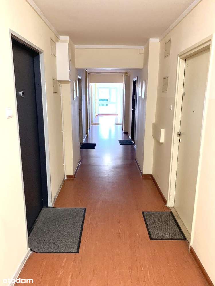 Kawalerka ścisłe centrum ul. Chmielna-16