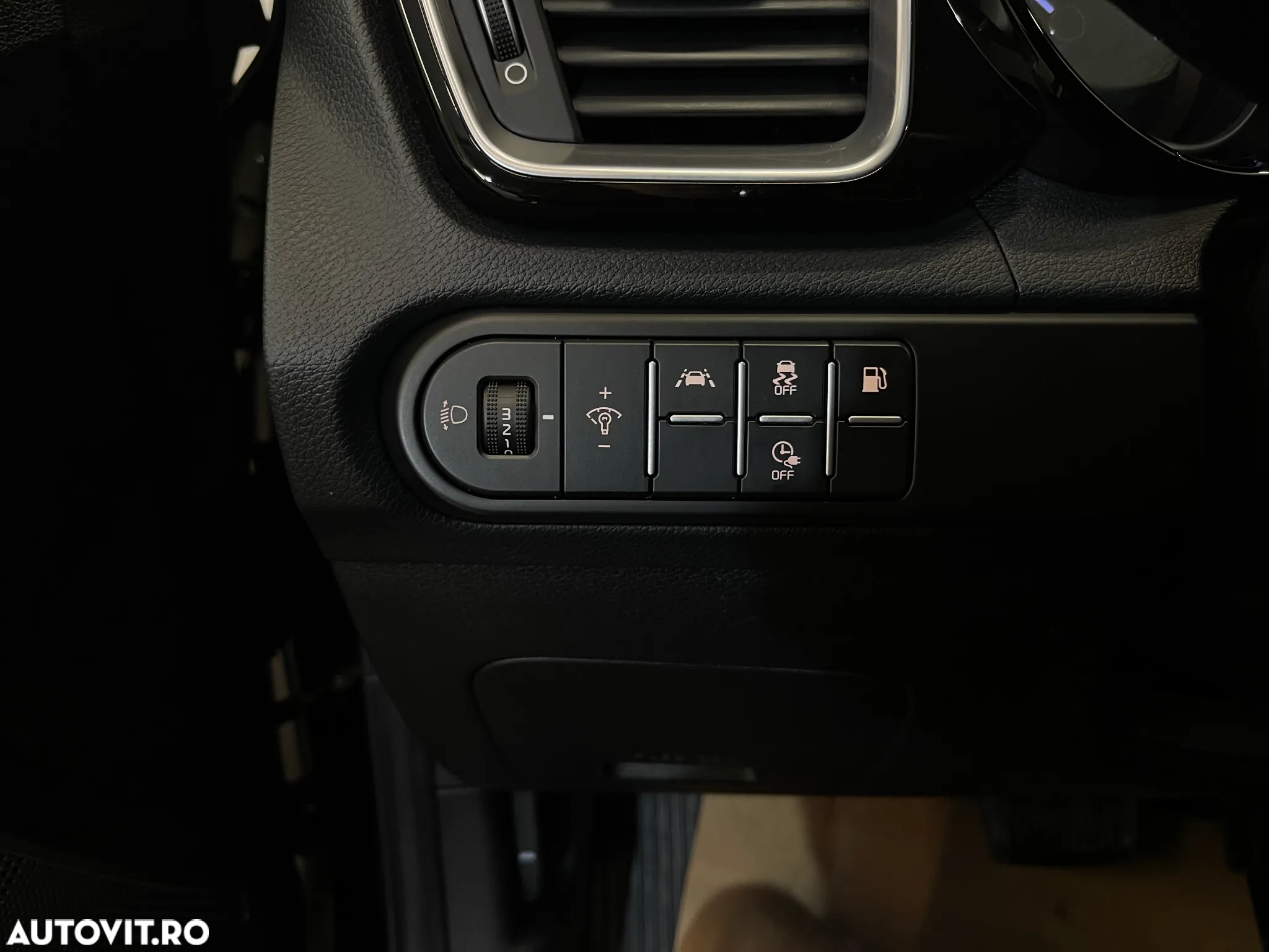 Kia XCeed 1.6 GDI DCT6 OPF Plug-in-Hybrid VISION - 30