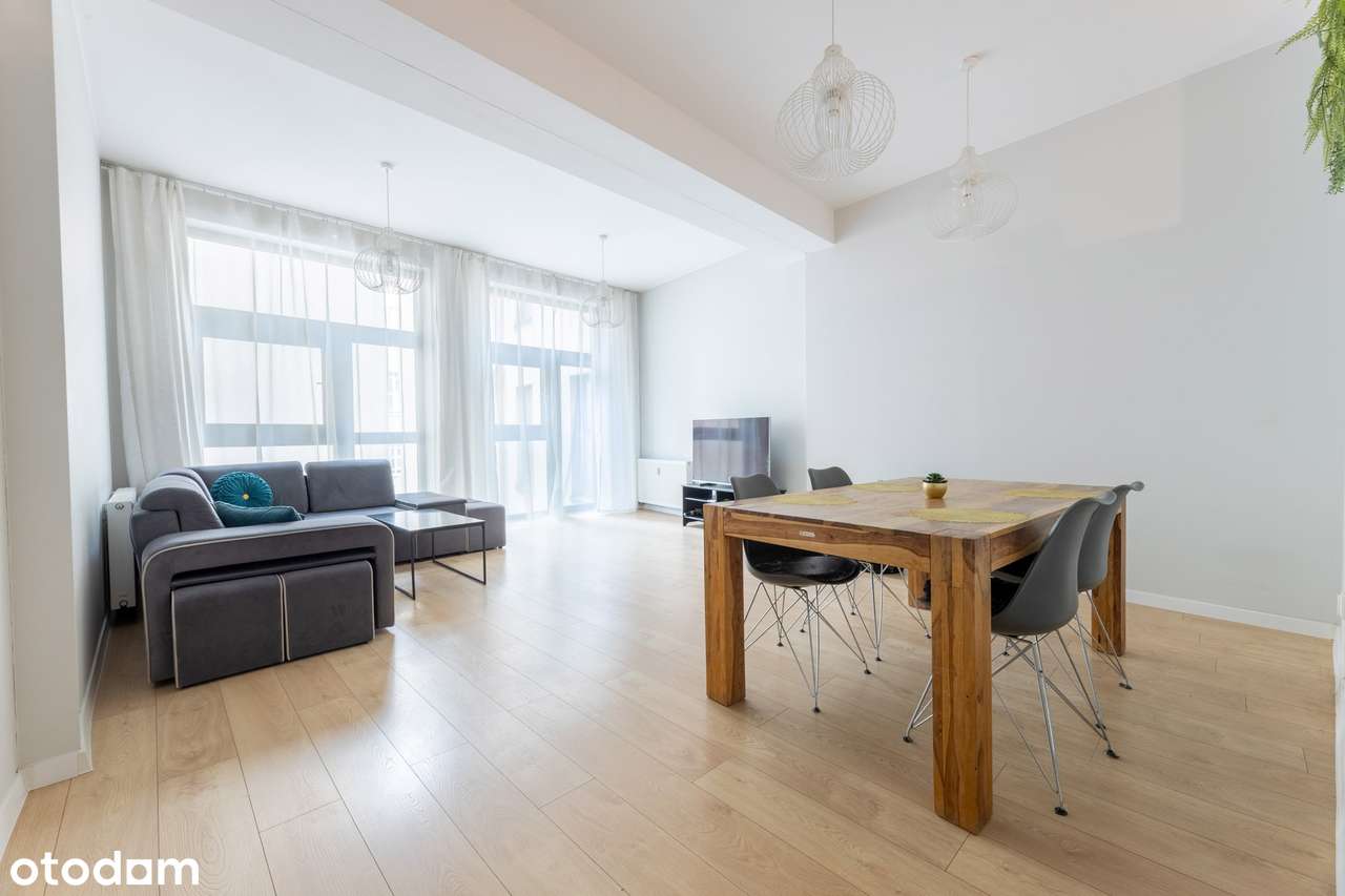 Mieszkanie w prestiżowym apartamentowcu przy Starym Rynku! Okazja!-2