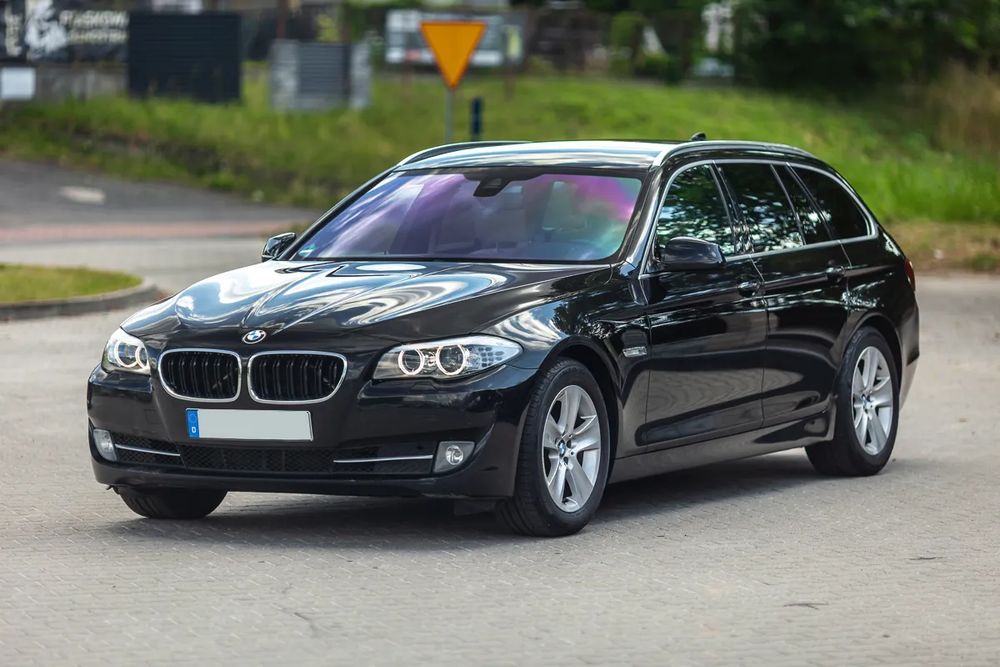 BMW 5 Series F10/F11 (2009-2017) 520d Sport-Aut 2012