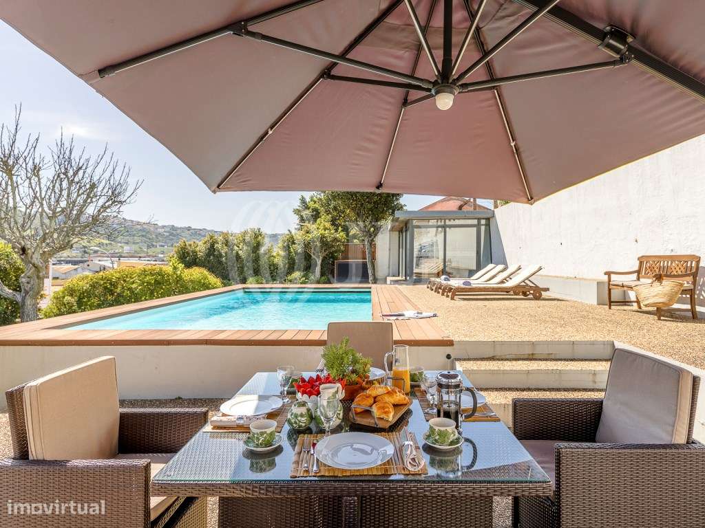 Moradia T7 com jardim e piscina em Loures, Lisboa - Grande imagem: 4/35
