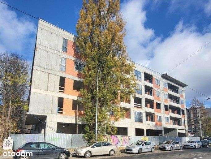 Lokal przy przystanku-3