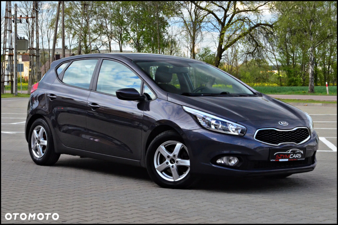 Kia Ceed 1.4 CVVT Spirit - 8