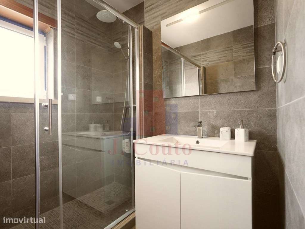 Moradia T5 | Piscina | Terreno | Vistas panorâmicas-41