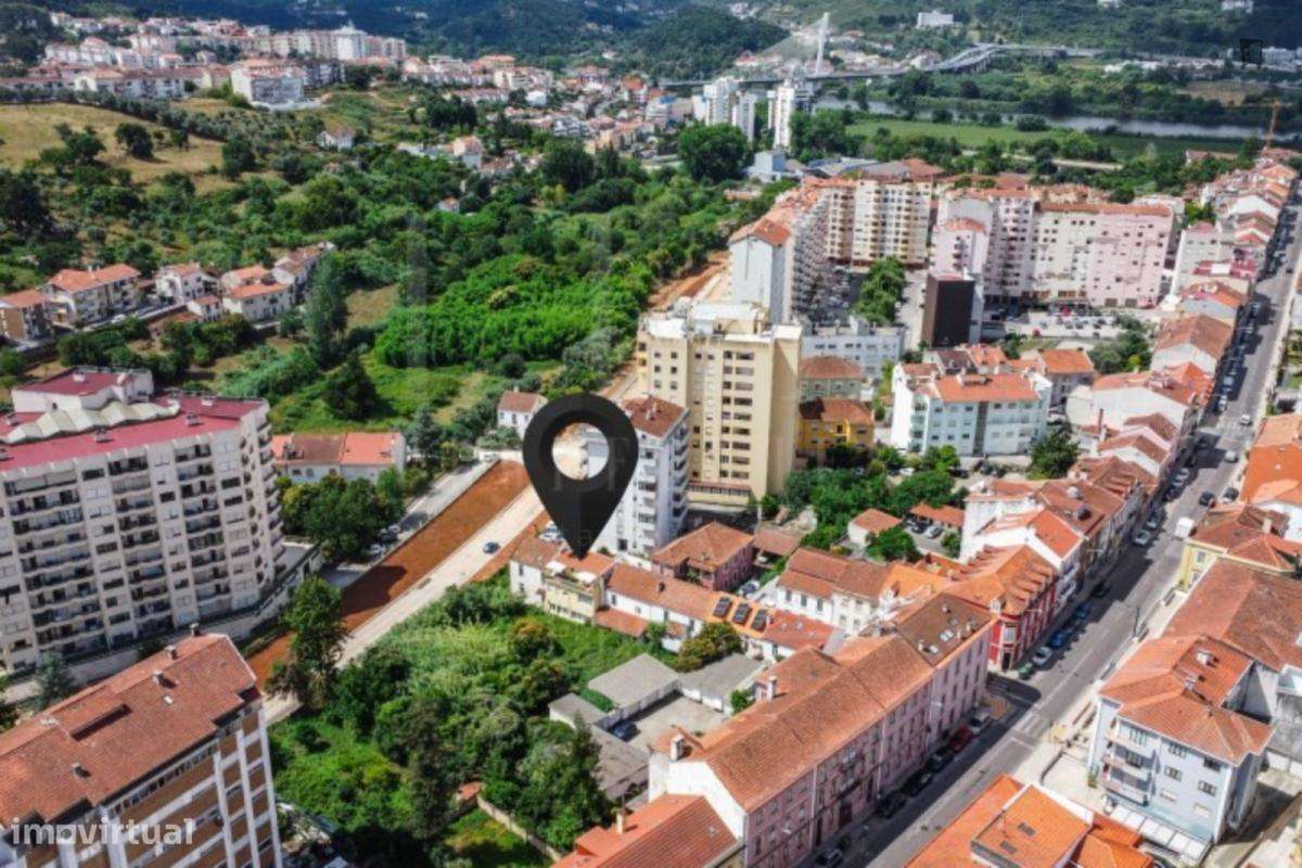 Quarto - localizado em  Coimbra - Grande imagem: 3/4