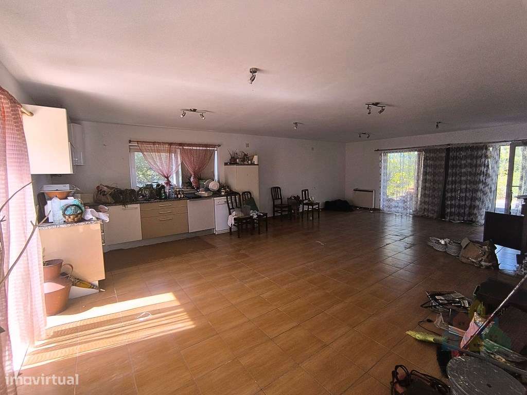 Quinta T5 com terreno em São Pedro - Tomar - Grande imagem: 1/16