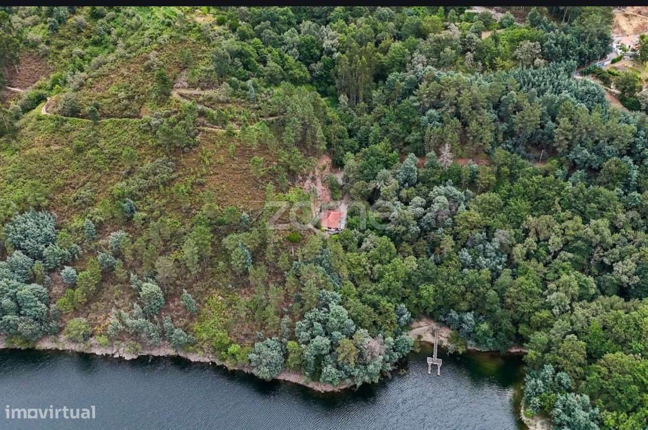 Terreno à Venda - Gerês-3