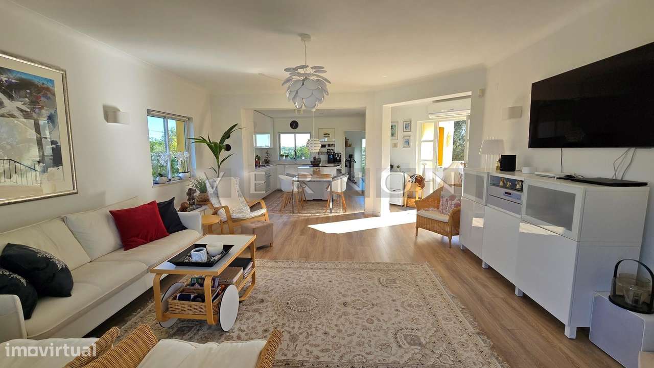 Apartamento de 2 quartos para venda no resort Gramacho Golf apenas a 1-13