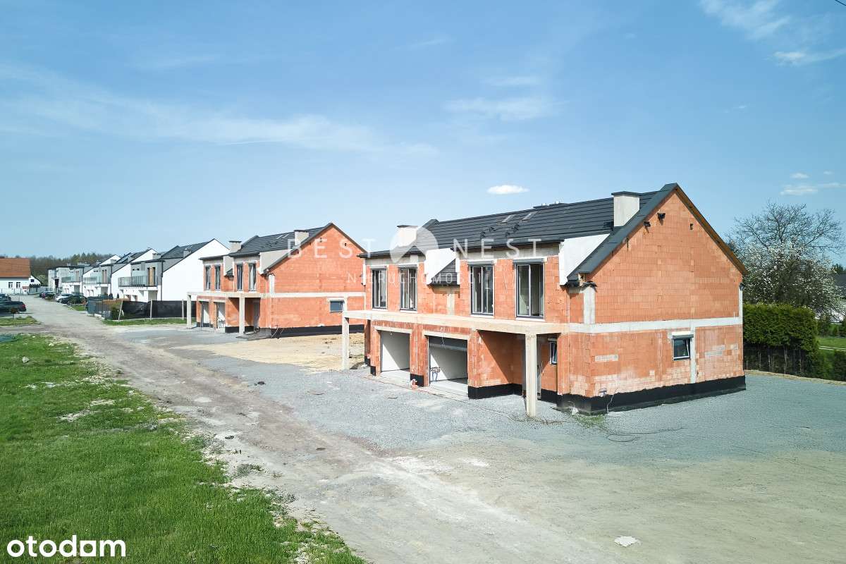 Nowoczesny dom z garażem w zabudowie bliźniaczej - Pełny obrazek: 5/18