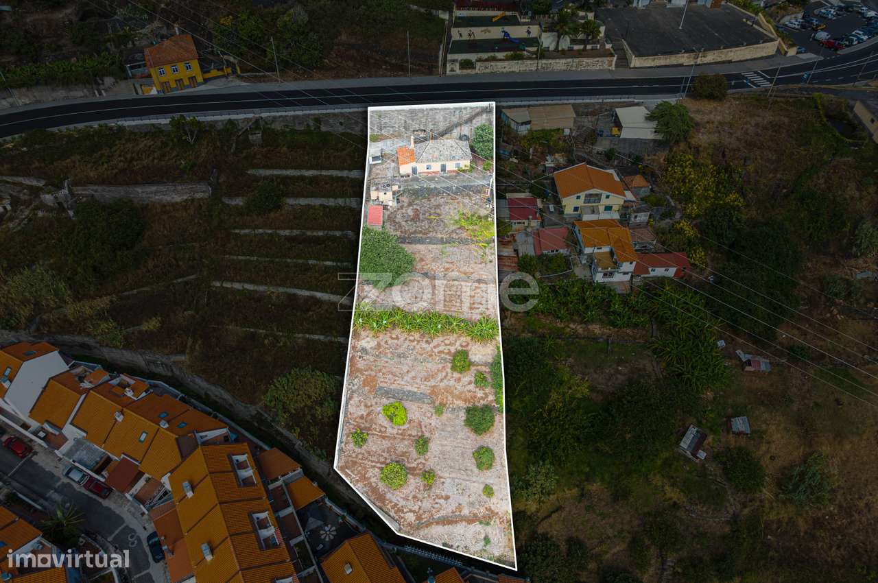 Moradia para Recuperar com 1.768 m² de Terreno – Assomada - Grande imagem: 2/18