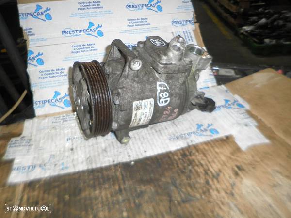 Compressor AC 5N0820803E VW POLO 5 6R FASE 1 2012 1.6TDI 90CV 5P CINZA ESCURO DIESEL DELPHI - 1