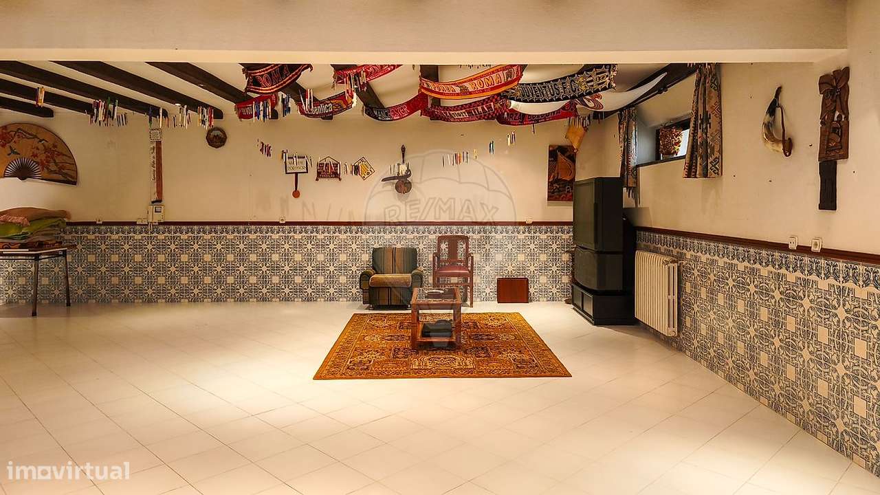 Moradia T6 para venda-31