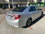 Toyota Camry 3.5 V6 XLE - 2