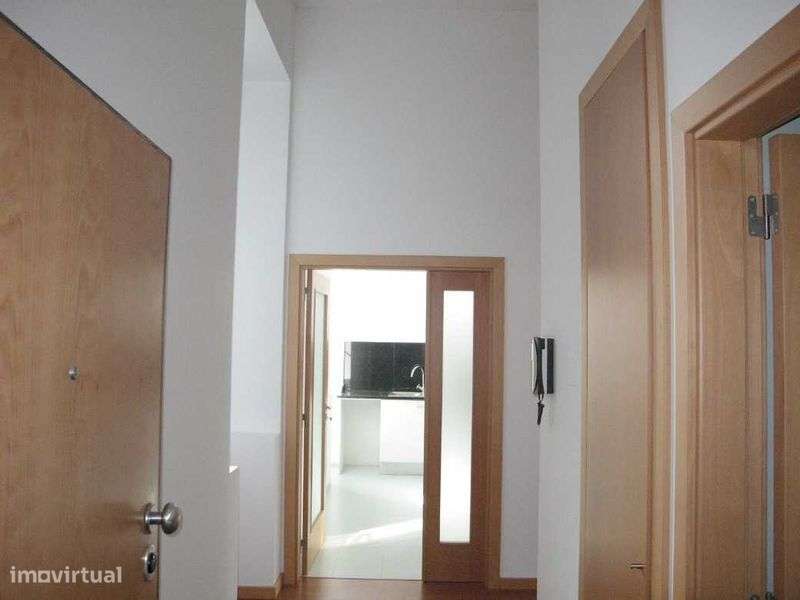 T1 c/garagem, Mobilado e equipado - Grande imagem: 4/9