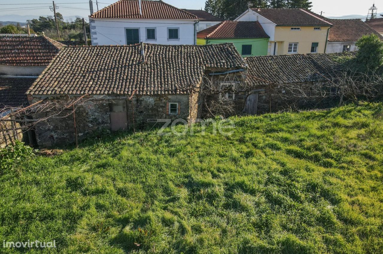 Casa de Xisto para recuperar - Arganil