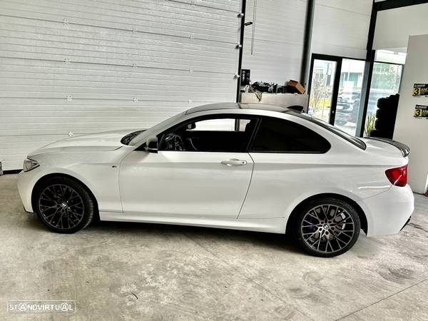 BMW 220 d Pack M - 34