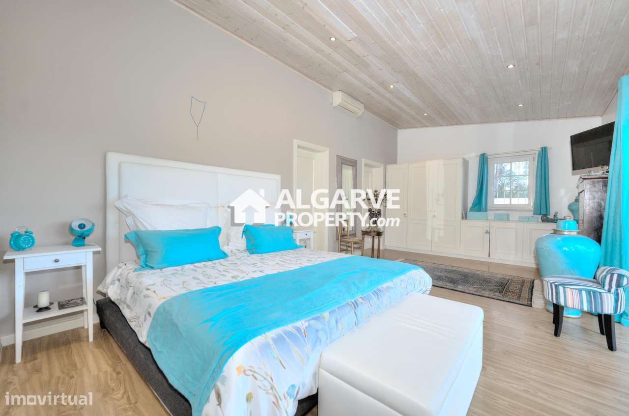 Moradia V4 térrea perto da praia entre Vilamoura e Vale do Lobo - Grande imagem: 4/41