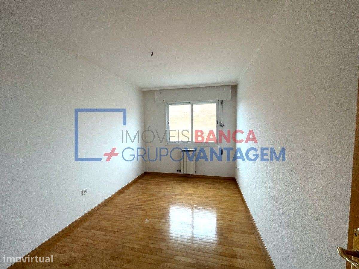 Apartamento T3, com  105 m2, situado em Alhos Vedros, Concelho da M... - Grande imagem: 5/17