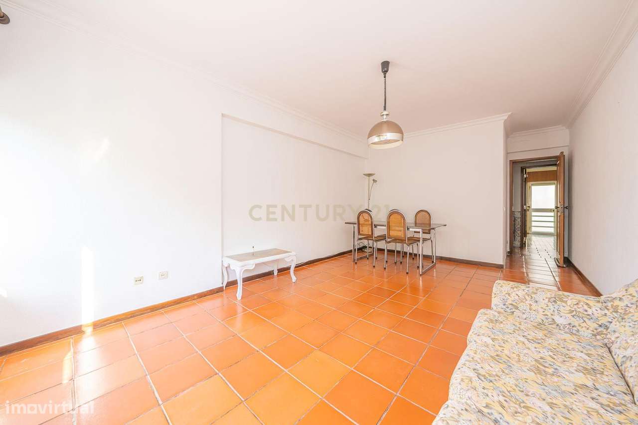 Apartamento T3 com Varanda, na Avenida Luísa Todi - Grande imagem: 5/38