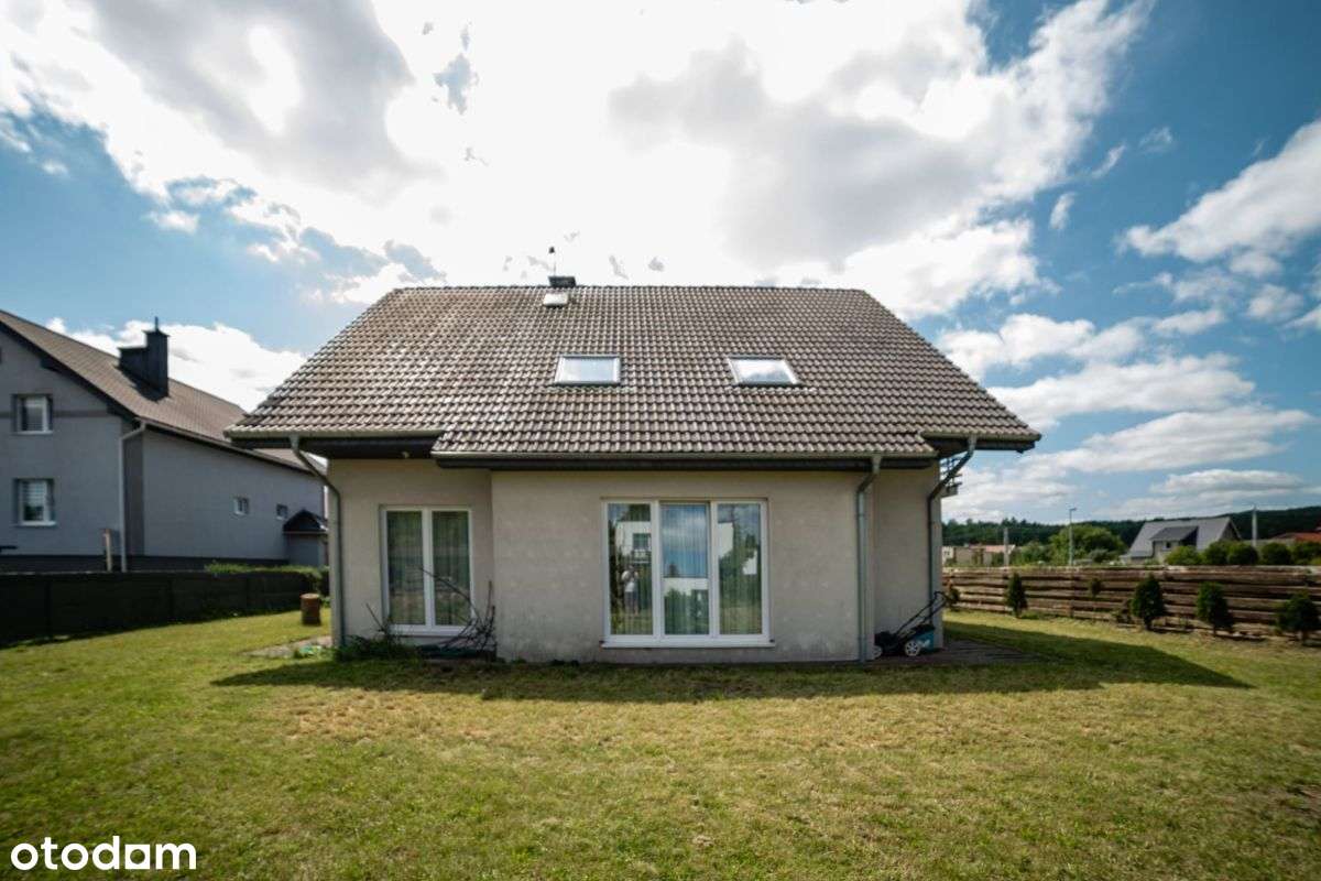 Duży i wyjątkowy dom w Bolszewie 322 m2-10
