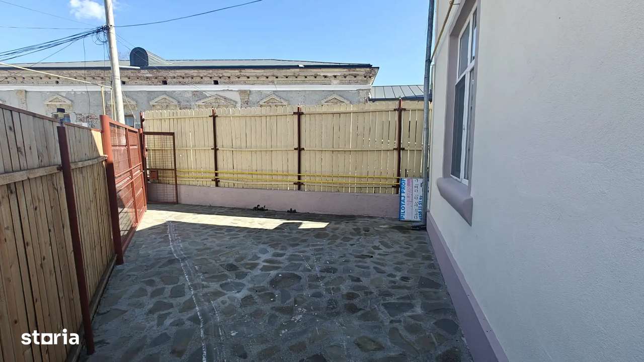 Casa / Spatiu comercial ~ zona ISJ Buzau ~ 160mp ~ Pret: 110.000€-6