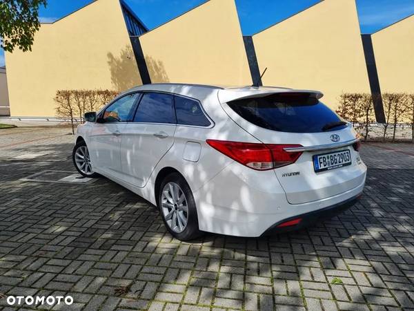 Hyundai i40 i40cw 1.7 CRDi Premium - 8